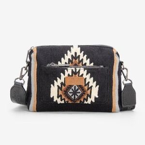 NEW! WRANGLER AZTEC KNITTED CROSSBODY PURSE